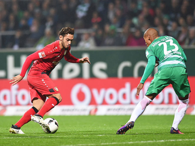 Werder Bremen frena a Javier ‘Chicharito’ Hernández y a Bayer Leverkusen (Fotos: EFE)