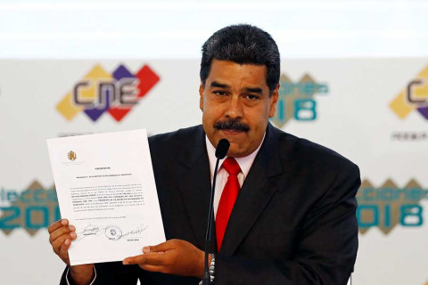 Expulsa Maduro a principales diplomáticos de EU en Venezuela