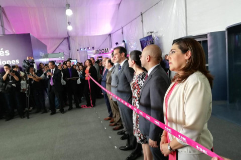 Consejeros inauguran la Macrosala de Prensa donde se informará de los detalles de la jornada electoral del 1 de julio. Imagen tomada de Twitter: @CZavalaP