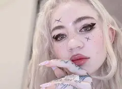 Grimes explota contra su ex, Elon Musk, por mostrar a su hijo ‘X AE A-XII’ en la Oficina Oval