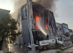 Incendio en un depósito de perfumes en Turquía deja al menos 6 muertos