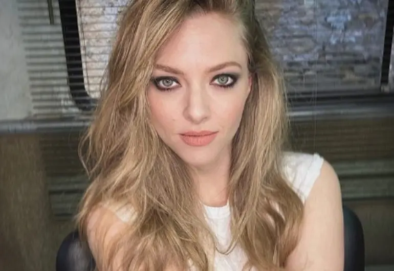 la actriz amanda seyfried en el tiempo