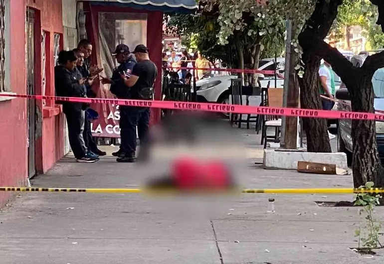Ataque directo a balazos en negocio de comida, deja un muerto y 3 ...