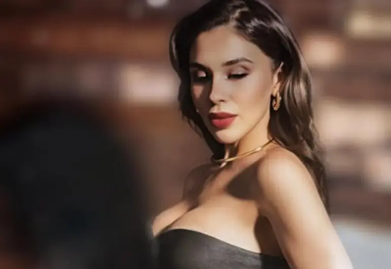 Emma Coronel publica foto inédita de sus gemelas, hijas de ‘El Chapo’