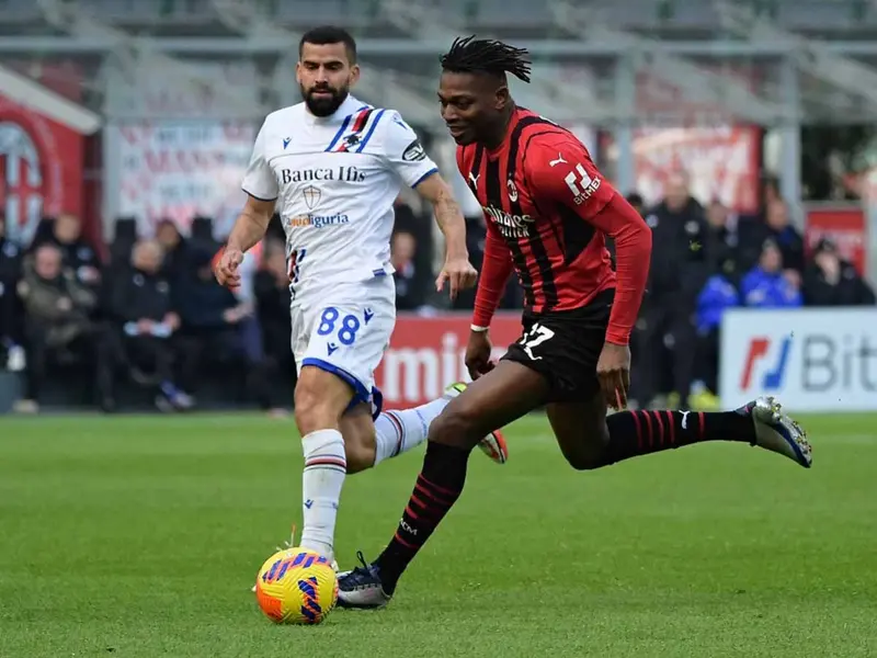 Milan se encumbra en cima de la Serie A