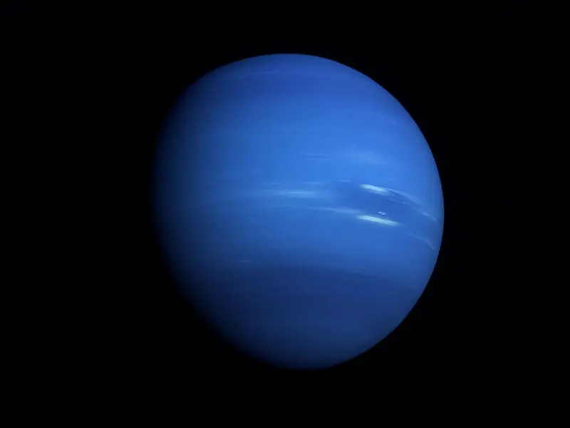 Telescopio Webb capta auroras de Neptuno por primera vez