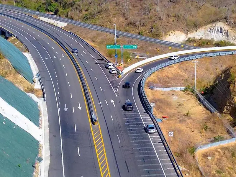 Continúa SICT con la construcción de la carretera Tepic-Compostela.