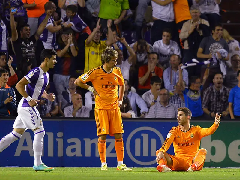 Real Madrid empata con Valladolid y se aleja de la liga en España ...