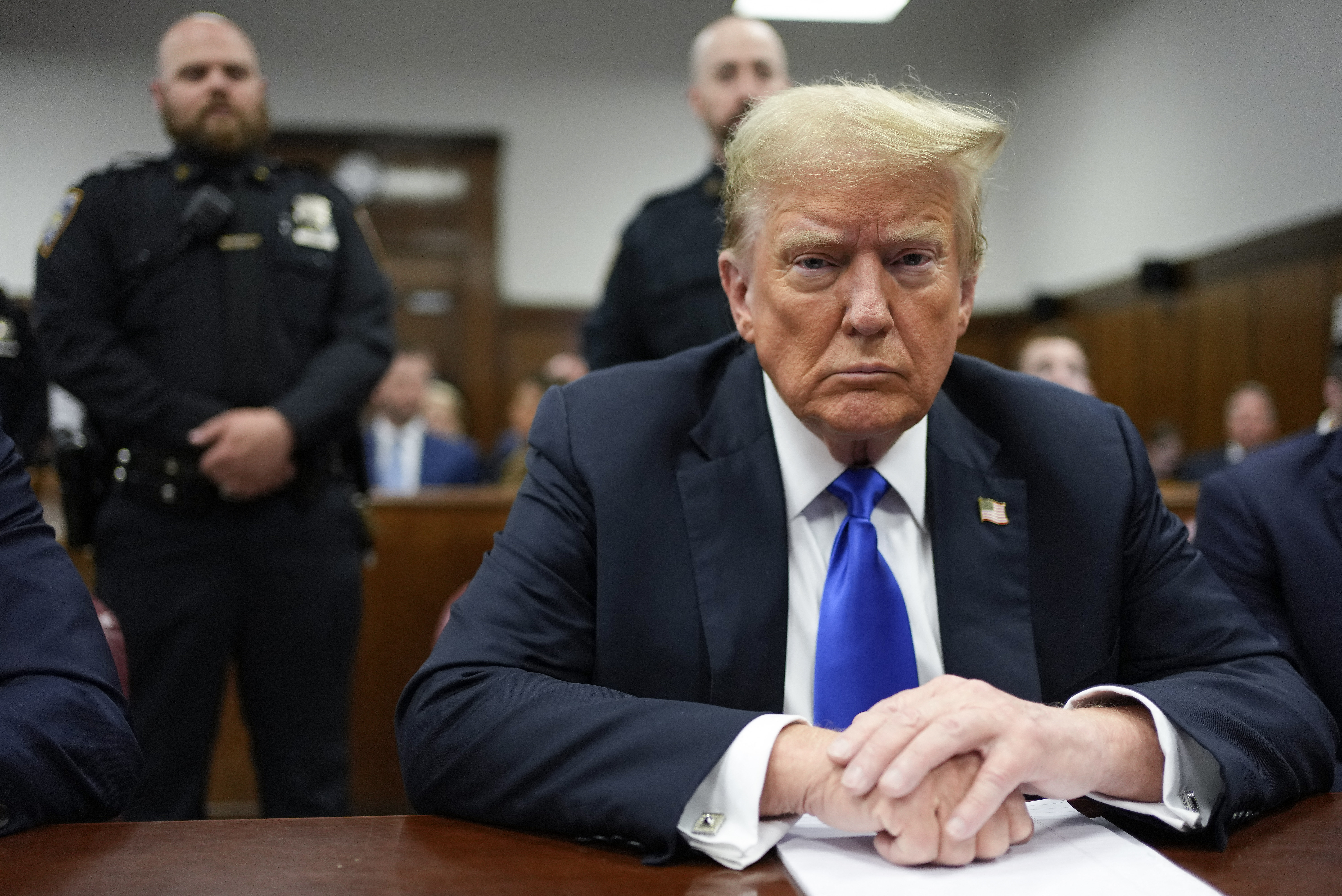 Donald Trump en el juicio en su contra por el caso Stormy Daniels. (AFP)