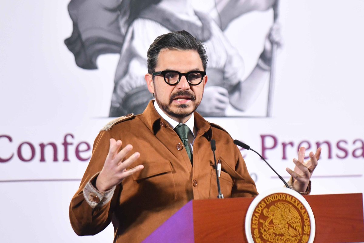 Zoé Robledo, director del IMSS