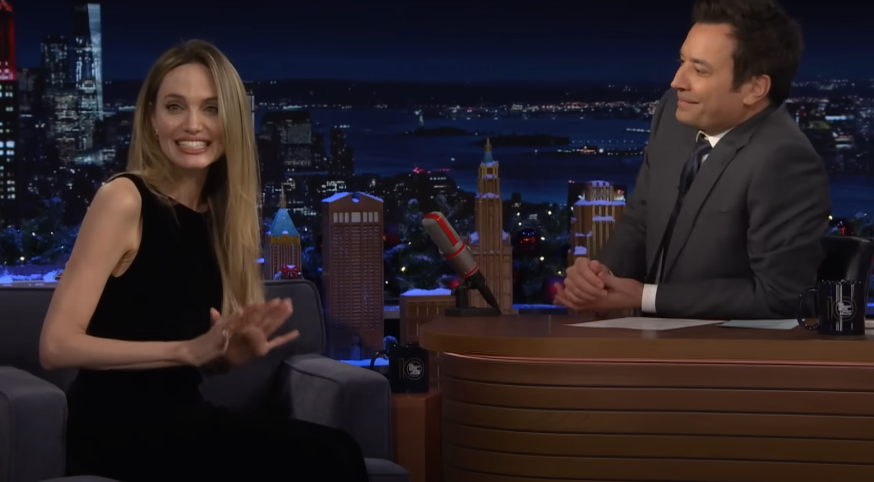 Angelina Jolie en programa con Jimmy Fallon/YT @fallontonight