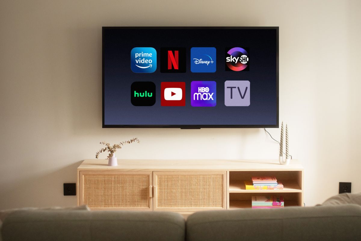 La televisión de una sala muestra las diferentes plataformas de streaming / Foto: Getty Images