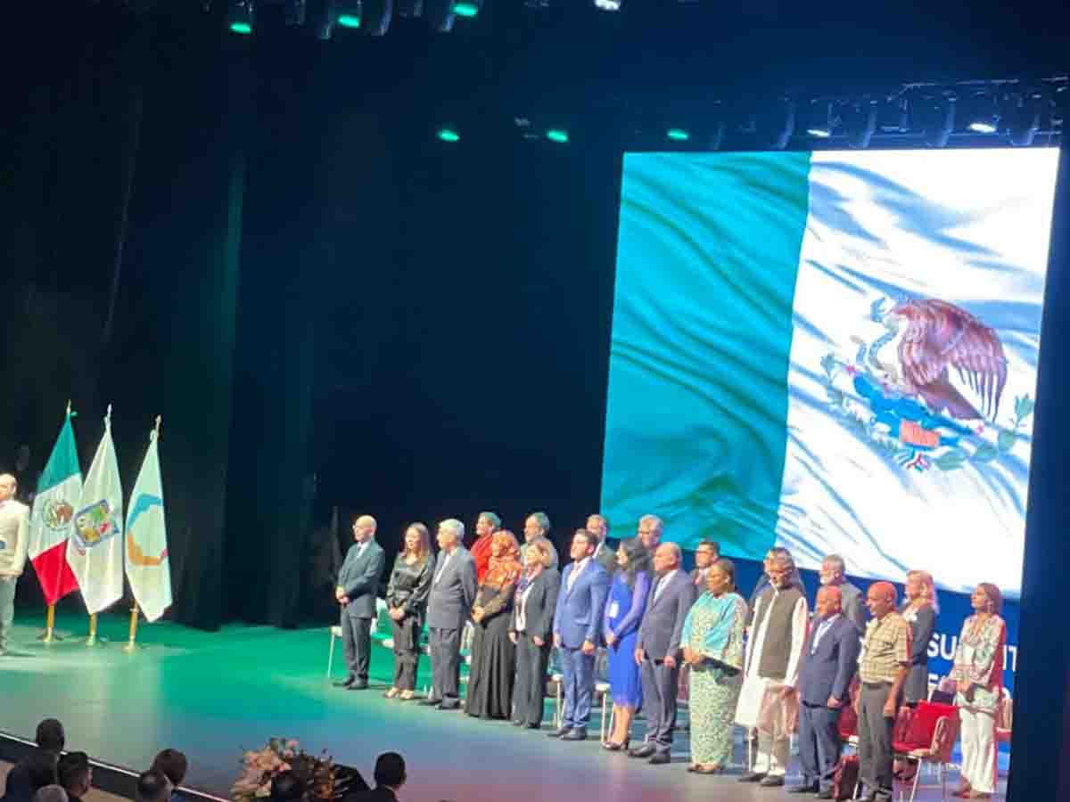 Arranca en Nuevo León Cumbre Mundial de los Premios Nobel de la Paz