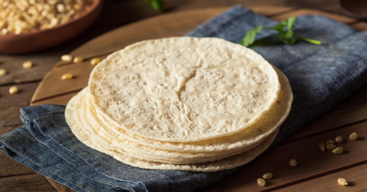 トルティーヤに別れを告げることなく健康的な目的。 「奇跡」ダイエットはエラーです：栄養士