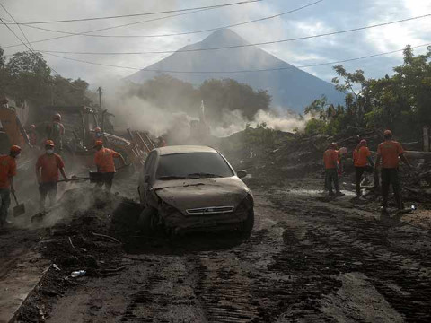 La lluvia y las nubes dificultaron la observación visual del flujo piroclástico del volcán de Fuego en Guatemala, según autoridades (Foto: Reuters)