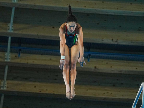Gaby Agúndez lanzando un clavado al frente. (Mexsport)