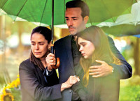 En Accidente actúan: Ana Claudia Talancón, Alberto Guerra, Eréndira Ibarra, Sebastián Martínez, Regina Blandón, Erick Elías, Eric Hayser, Silverio Palacios, Foto: Cortesía Netflix