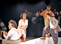 Estridentópolis, escrita por Luis Enrique Gutiérrez Ortiz Monasterio, LEGOM, tiene la dirección de Hugo Arrevillaga y Karina Meneses. Se estrena el viernes 28 de febrero a las 20:00 horas. Foto: Cortesía Compañía Titular de Teatro de la UV