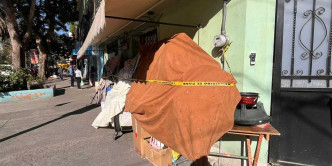 Vista del exterior del refugio ubicado en la calle La Morena 1012, en la colonia Narvarte, donde las autoridades realizaron el operativo. 
